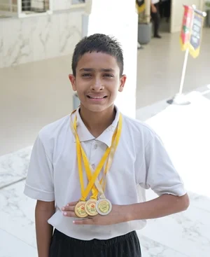 Champion Img